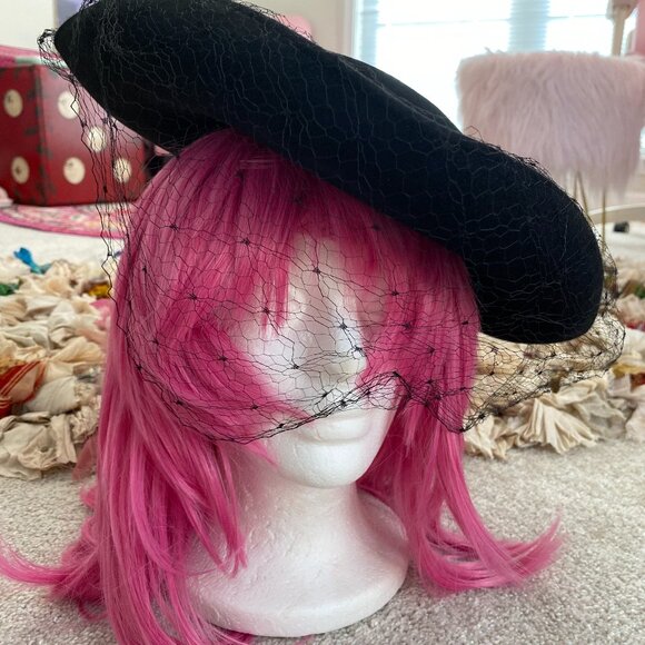Vintage 1940s Wool Felt Hat - Picture 1 of 8